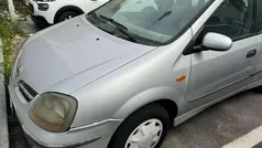 Usata 2001 Nissan Almera Tino Monovolume | 800 €