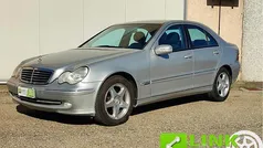 Argento metallizzato Usata 2000 Mercedes C220 Avantgarde Tre volumi | 5950 €