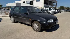 Usata 1997 Ford Fiesta Ghia Due volumi | 900 € (Ottimo prezzo)