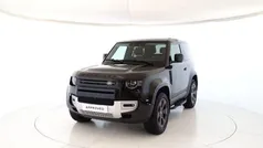 Nero Usata 2024 Land Rover Defender S SUV | 71.000 € (Buon prezzo)