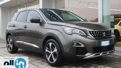 Grigio Usata 2020 Peugeot 3008 Allure SUV | 18.500 € (Buon prezzo)