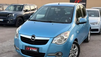 Usata Opel Agila Enjoy 68 CV (50 kW) 2011 Bluazzurro Utilitaria