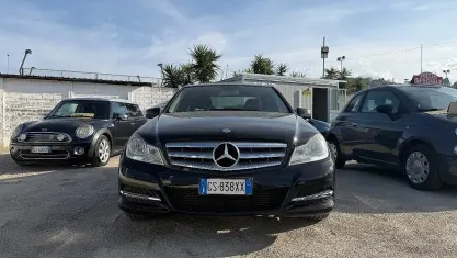 Usata Mercedes C180 120 CV (88 kW) 2013 Nero Berlina