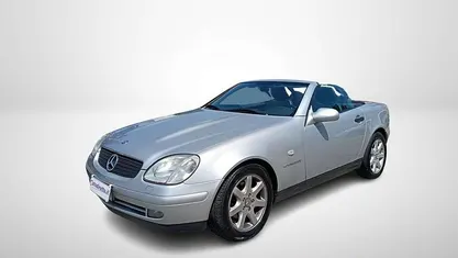 Usata Mercedes SLK230 193 CV (141 kW) 1997 Argento Cabrio