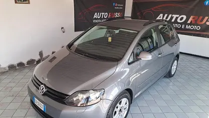 Usata VW Golf VI 110 CV (80 kW) 2010 Gray Utilitaria