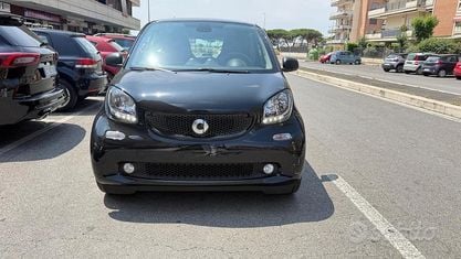 Usado Smart ForTwo Coupé Passion 90 CV (66 kW) 2019 Negro Coupe