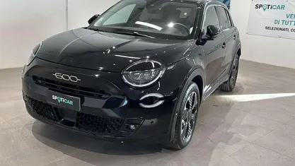 Usata 2025 Fiat 600 La Prima SUV | 20.990 € (Buon prezzo)