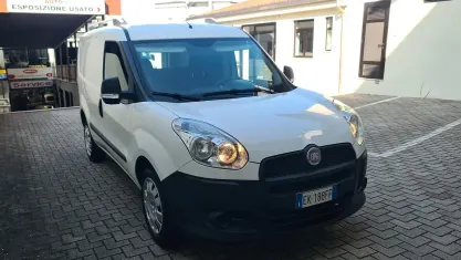 Usata Fiat Doblò Active 120 CV (88 kW) 2011 Bianco Monovolume