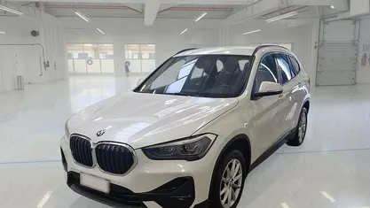 Begagnad BMW X1 Advantage 149 HK (109 kW) 2021 Vit SUV
