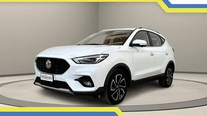 Usata MG ZS Luxury 106 CV (77 kW) 2024 Bianco / pastello SUV