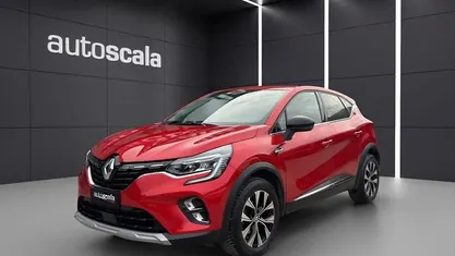 Usata Renault Captur Intens 101 CV (74 kW) 2023 Rosso SUV