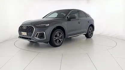 Grigio daytona perlato Usata 2024 Audi Q5 Sportback S-Line SUV | 50.500 € (Buon prezzo)