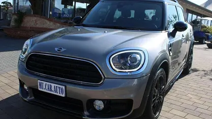 Grigio Usata 2018 Mini Cooper D Countryman SUV | 17.900 € (Buon prezzo)