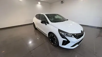 Nuova Renault Clio V Techno 101 CV (74 kW) 2025 Bianco Berlina