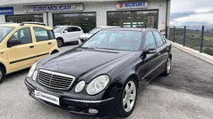 Nero Usata 2002 Mercedes E270 Avantgarde Tre volumi | 3500 € (Super prezzo)
