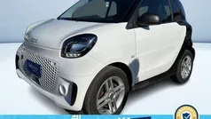 Bianco pastello Usata 2021 Smart ForTwo Electric Drive Pure Tre volumi | 13.600 € (Buon prezzo)