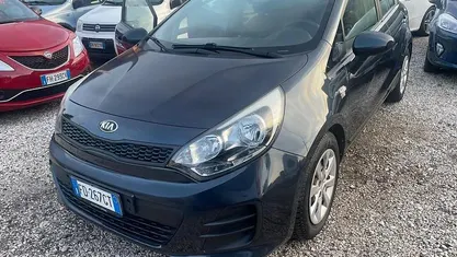 Usata Kia Rio Active 81 CV (59 kW) 2016 Utilitaria