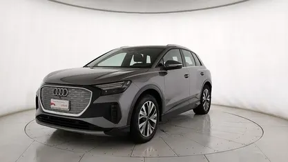 Usata Audi Q4 e-tron Advanced 150 kW (204 CV) 2023 Grigio SUV