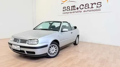Usata VW Golf Cabriolet Highline 116 CV (85 kW) 2000 Cabrio