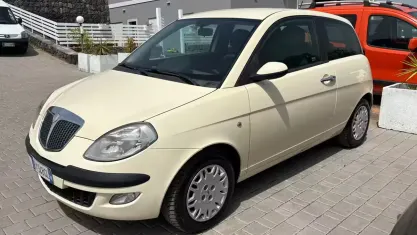 Usata Lancia Ypsilon 69 CV (50 kW) 2006 Beige Utilitaria