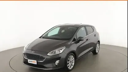 Usata Ford Fiesta Titanium 101 CV (74 kW) 2019 Grigio Utilitaria