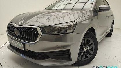 Occasion Skoda Fabia Style 80 PK (58 kW) 2023 Grijs Hatchback