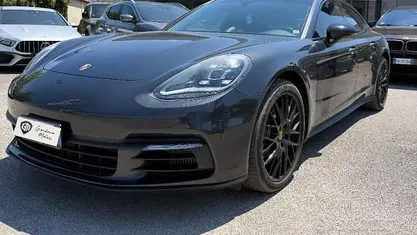Usata Porsche Panamera 421 CV (309 kW) 2017 Nero Berlina