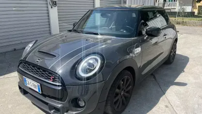 Usata Mini Cooper S 192 CV (141 kW) 2020 Grigio Utilitaria
