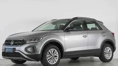 Grigio Usata 2024 VW T-Roc Life SUV | 26.800 € (Buon prezzo)