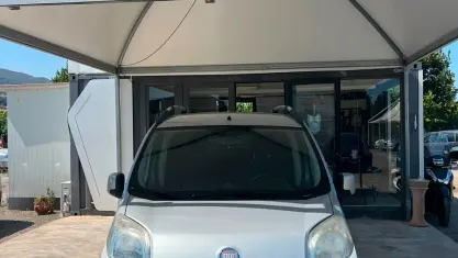 Usata Fiat Qubo Trekking 75 CV (55 kW) 2011 Grigio Monovolume