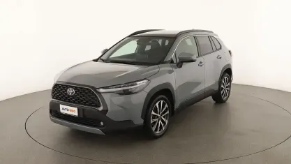 Usata Toyota Corolla Cross Lounge 140 CV (102 kW) 2024 Grigio SUV