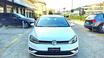 Usata VW Golf VII Executive 116 CV (85 kW) 2019 Argento Station wagon