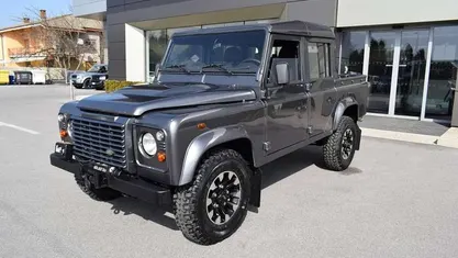 Usata Land Rover Defender 122 CV (89 kW) 2008 SUV