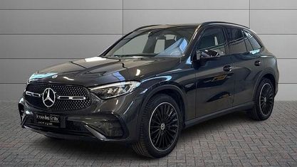 Käytetty Mercedes GLC220 Advanced Plus 197 HP (144 kW) 2023 Harmaa Katumaasturi