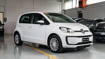 Usata VW up! Sportline 65 CV (47 kW) 2022 Snow white Utilitaria
