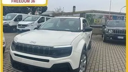Nero Usata 2025 Jeep Avenger Altitude SUV | 20.990 € (Ottimo prezzo)