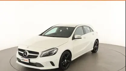 Usata Mercedes A180 Business 110 CV (80 kW) 2017 Bianco Utilitaria