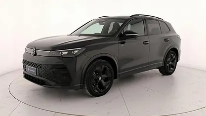 Usata VW Tiguan R-line 150 CV (110 kW) 2024 SUV