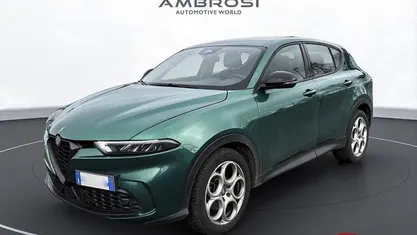 Verde Usata 2023 Alfa Romeo Tonale Sprint SUV | 21.900 € (Buon prezzo)