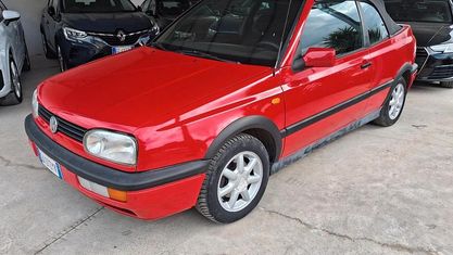 Usata VW Golf Cabriolet GT 75 CV (55 kW) 1994 Rosso Cabrio