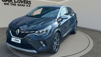 Begagnad Renault Captur Techno 145 HK (106 kW) 2023 Blå SUV