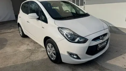 Usata Hyundai ix20 Comfort 90 CV (66 kW) 2014 Bianco Utilitaria