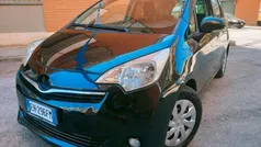 Nero Usata 2011 Toyota Verso-S Active Monovolume | 4350 € (Super prezzo)