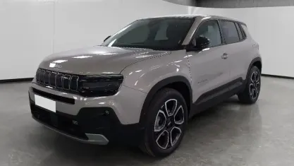 Usata Jeep Avenger Summit 101 CV (74 kW) 2024 Beige SUV