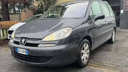 Usata Peugeot 807 135 CV (99 kW) 2008 Grigio Monovolume