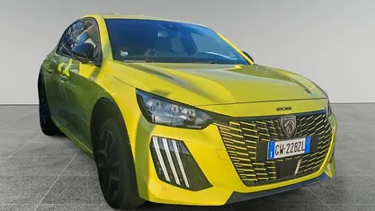 Usata Peugeot 208 GT 102 CV (75 kW) 2024 Giallo Utilitaria