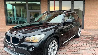 Nero Usata 2010 BMW X1 Efficient Dynamics SUV | 7900 € (Buon prezzo)