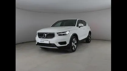 Bianco Usata 2022 Volvo XC40 Inscription SUV | 27.900 € (Buon prezzo)
