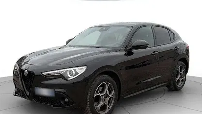 Usata 2022 Alfa Romeo Stelvio Sprint SUV | 29.800 € (Buon prezzo)