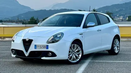 Usata Alfa Romeo Giulietta Super 120 CV (88 kW) 2018 Bianco Utilitaria